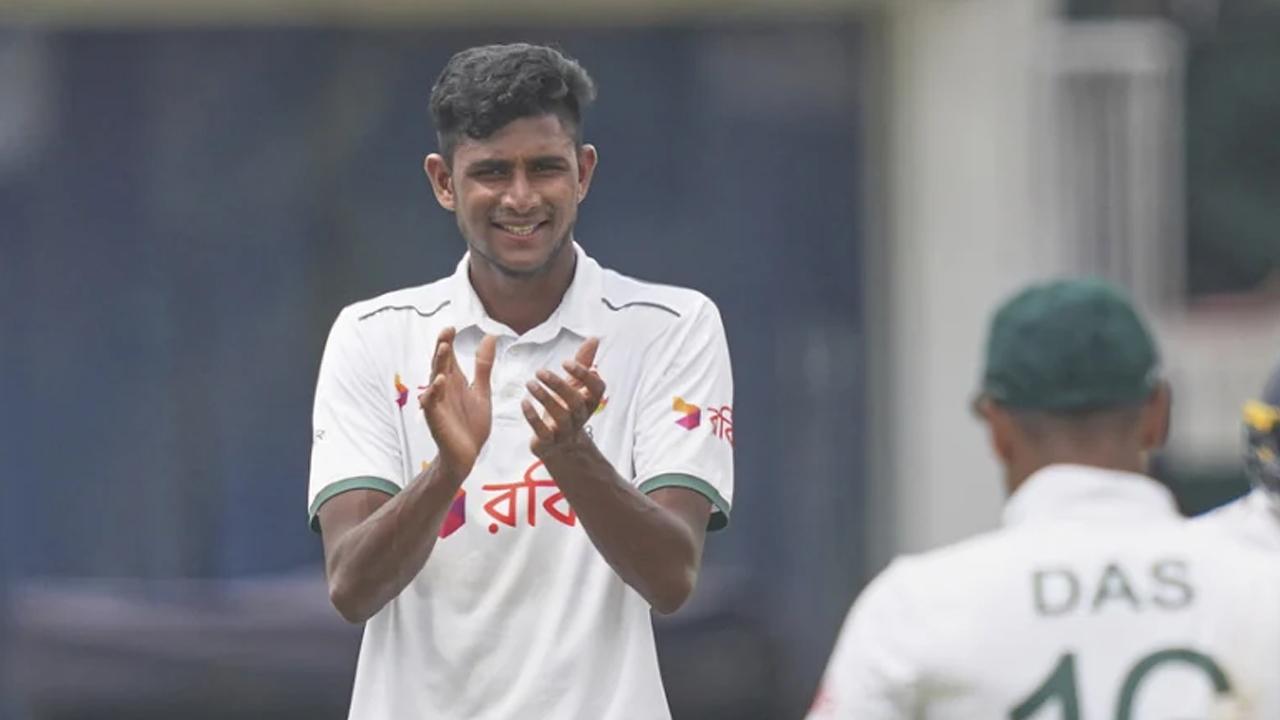 দ্বিতীয় সেশনে প্রথম ১১ বলেই ২ উইকেট নিলো বাংলাদেশ