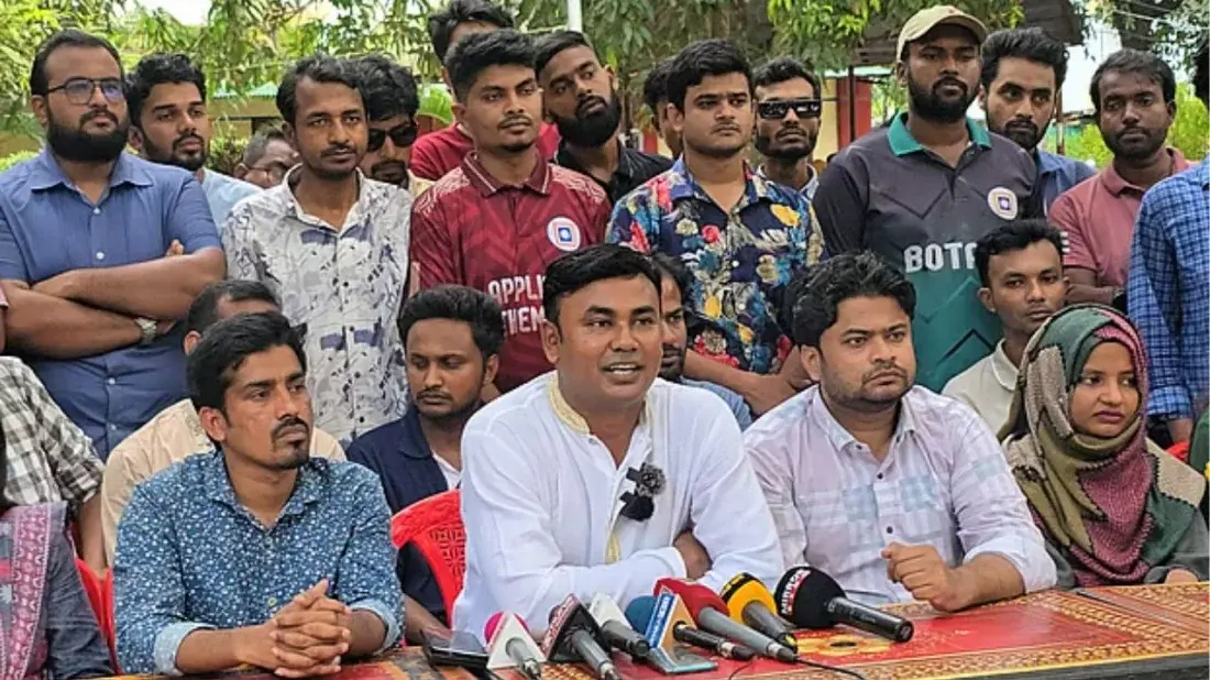দেশের জনসংখ্যার চেয়ে শিবিরের বট আইডি বেশি: ছাত্রদল নেতা