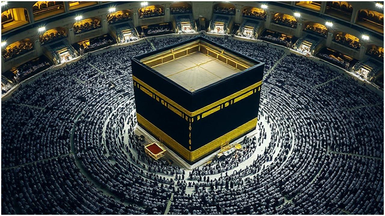 কুখ্যাত যৌন অপরাধী এপস্টেইনের কাছে পাঠানো হয়েছিল কাবার গিলাফের কাপড়