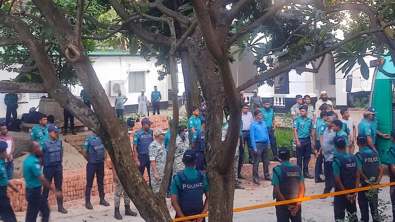 ট্রাইব্যুনালের আদেশে ১৫ উচ্চপদস্থ সেনা কর্মকর্তা কারাগারে