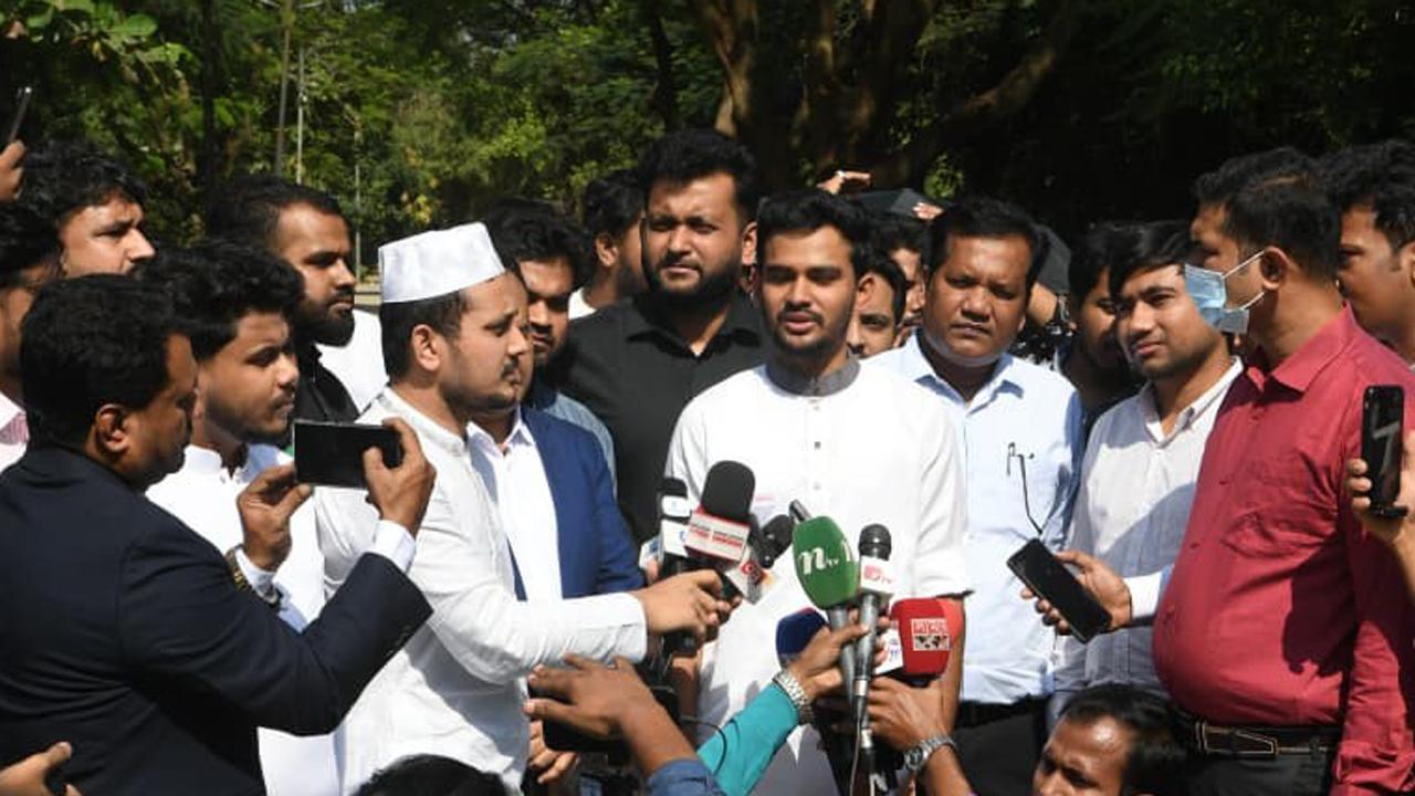 জুলাই শহীদদের পরিচয় শনাক্তে বিদেশি ফরেনসিক টিম আসছে : আসিফ মাহমুদ